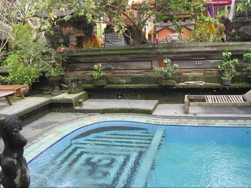 Sania'S House Hotel Ubud  Exterior photo