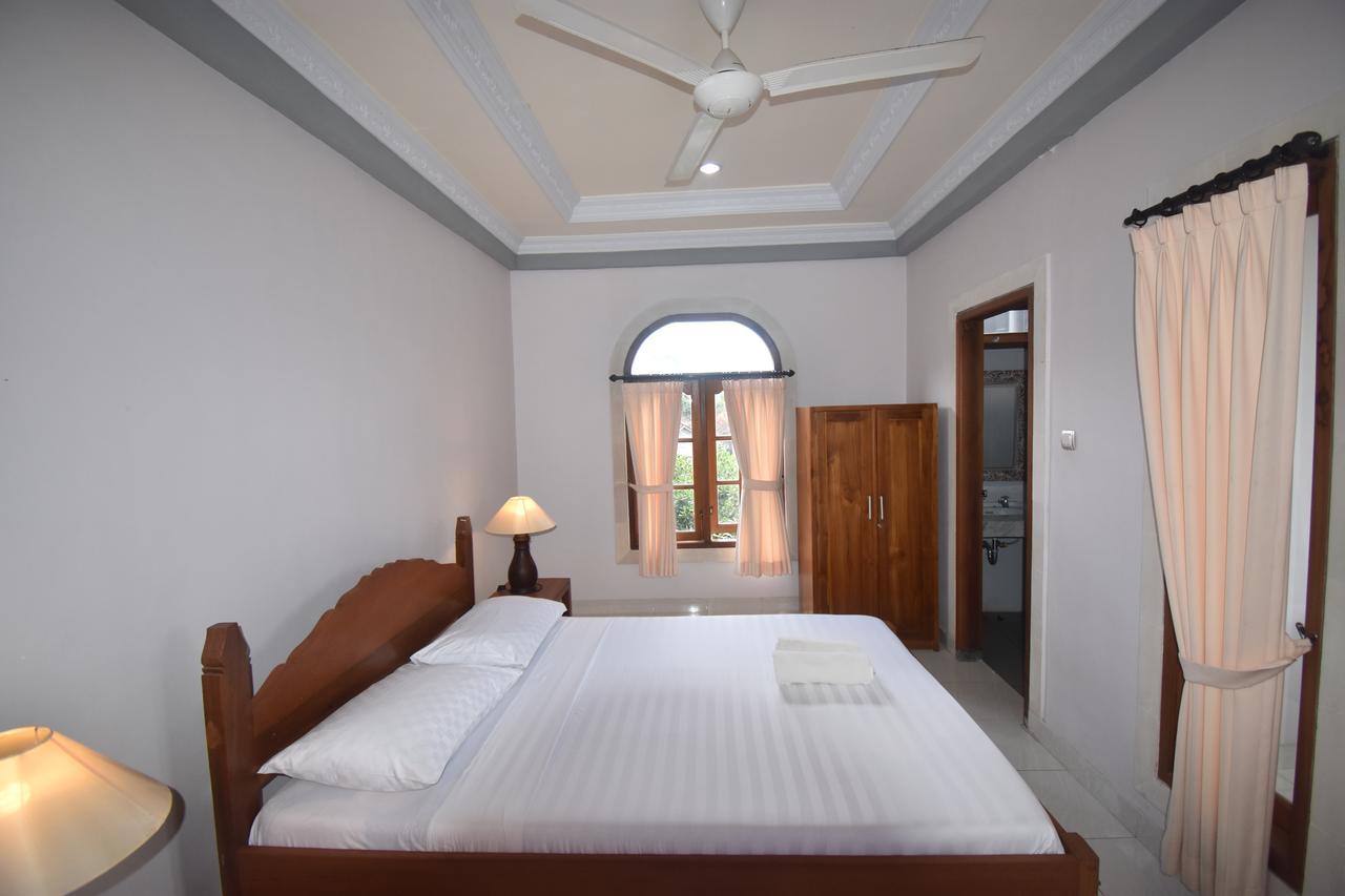 Sania'S House Hotel Ubud  Exterior photo