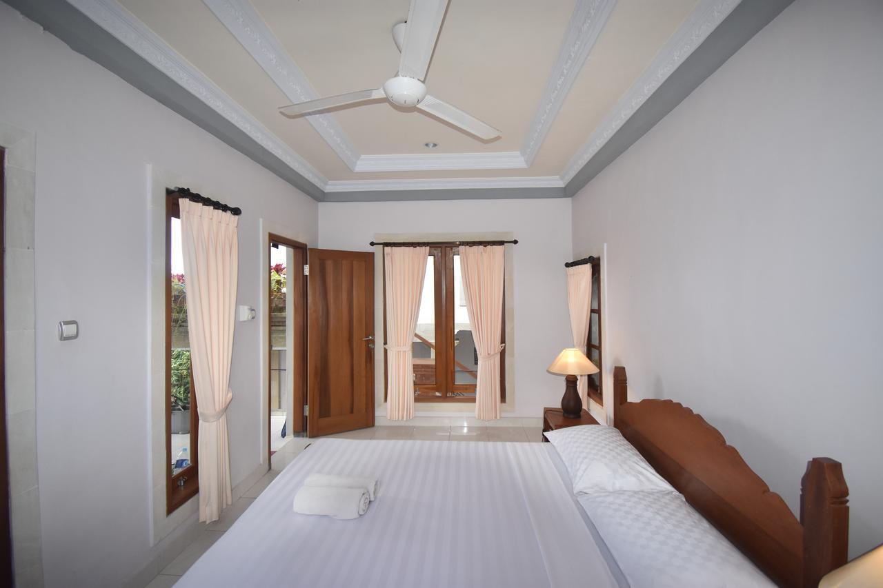 Sania'S House Hotel Ubud  Exterior photo