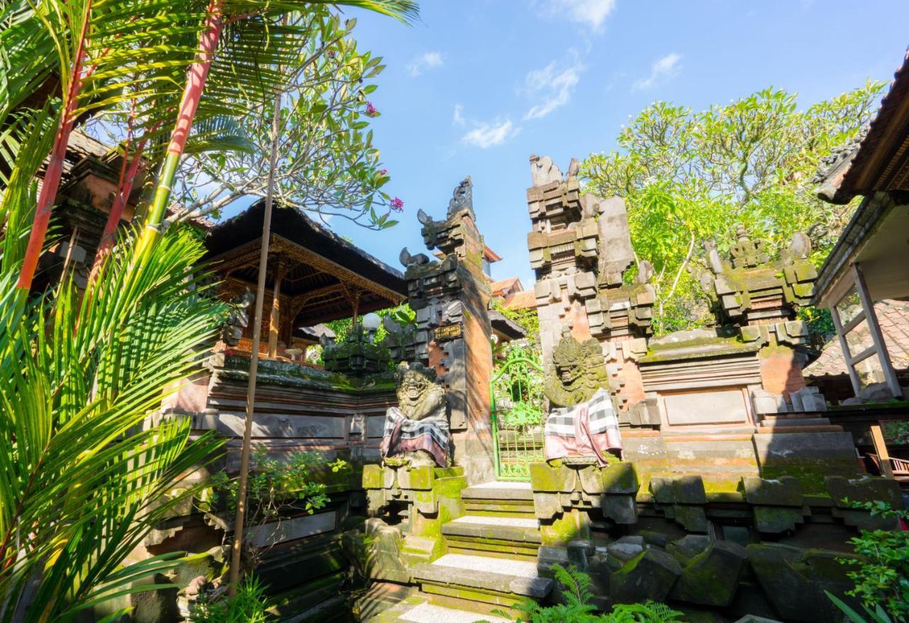 Sania'S House Hotel Ubud  Exterior photo